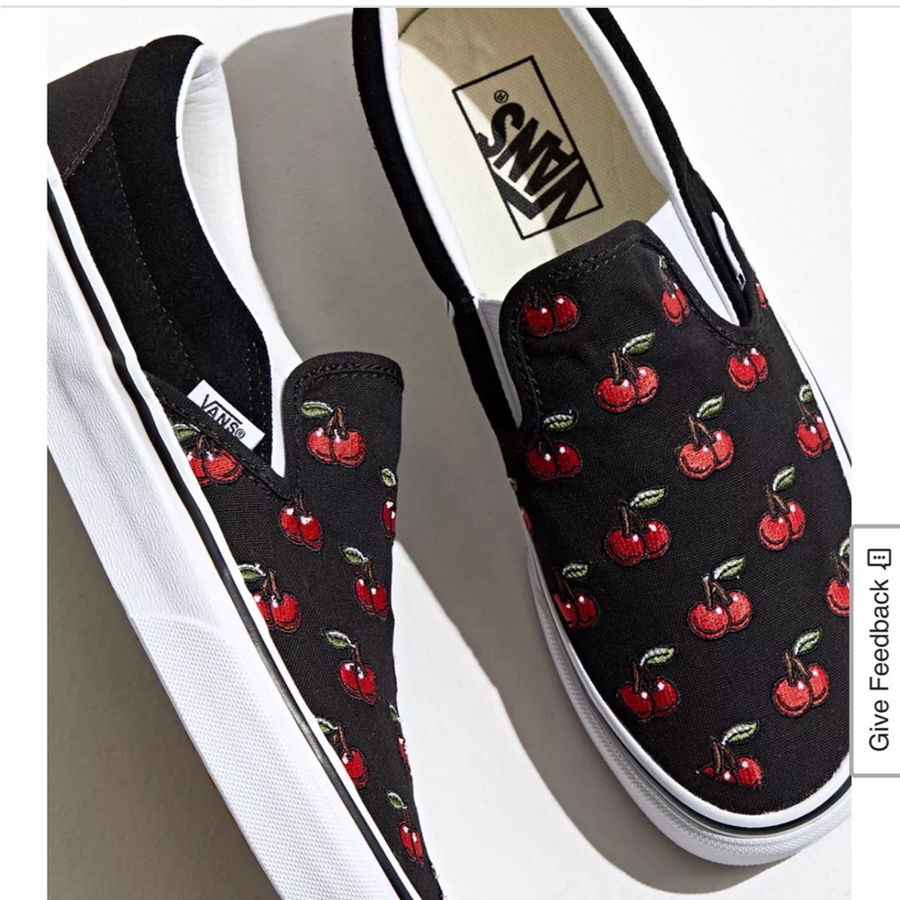 NWT Men’s Cherry Vans (size 11) - Picture 2 of 9